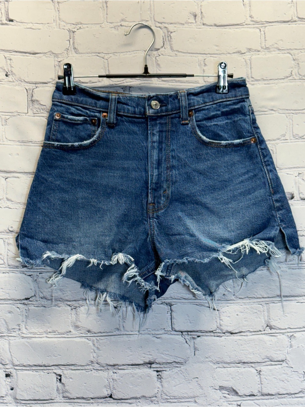 Abercrombie & Fitch women The Cutoff Short High Rise Blue Denim Shorts Sz 25/0